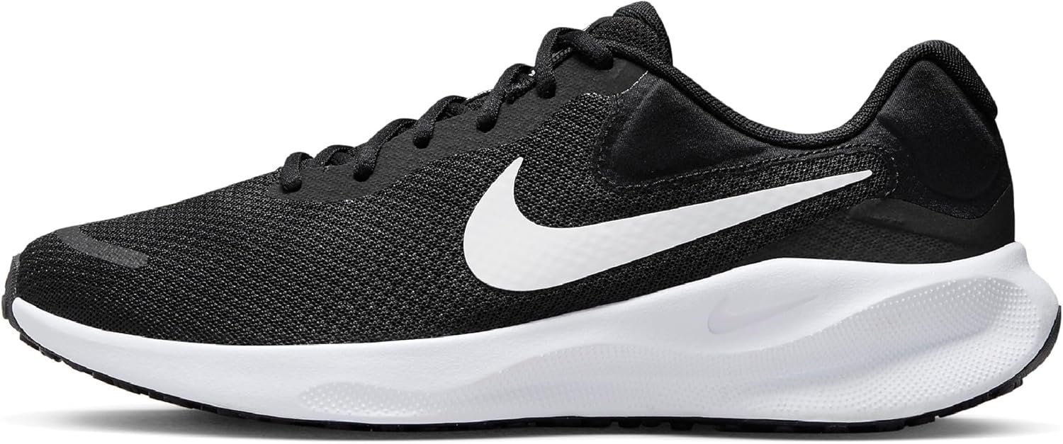 Step Up Your Game: Nike Men's Sneaker Review